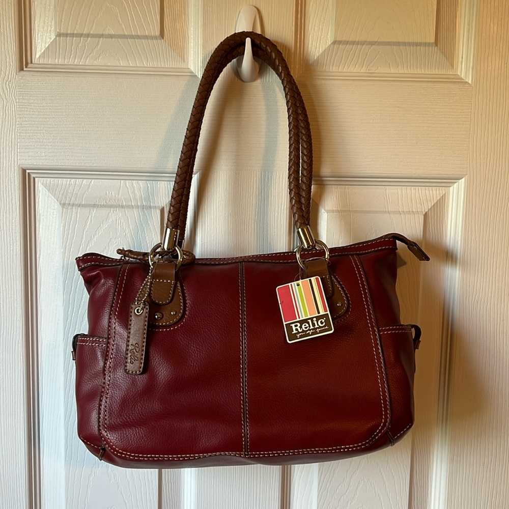 NWT Relic Mariah Double shoulder strap purse in berry